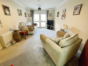 Lounge- click for photo gallery